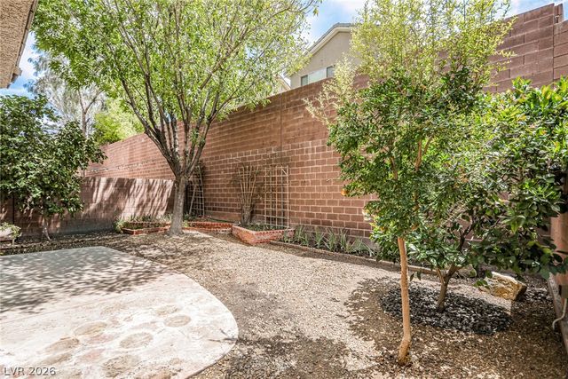 2453 Rue Bienville Way, Henderson, NV 89044