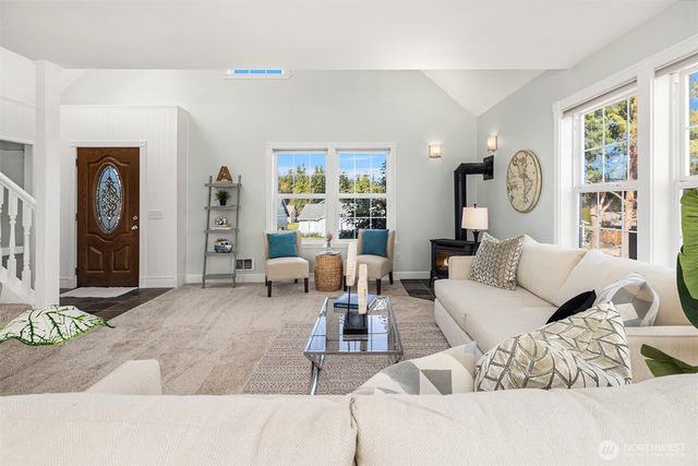 1316 Backswing Lane, Freeland, WA 98249