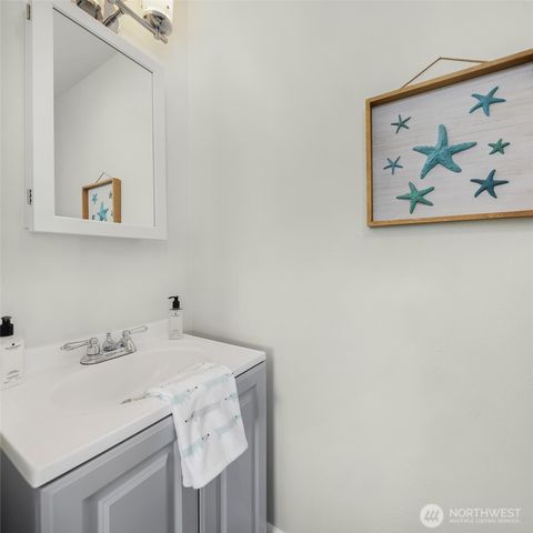 1316 Backswing Lane, Freeland, WA 98249