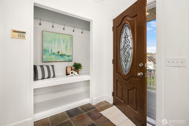 1316 Backswing Lane, Freeland, WA 98249