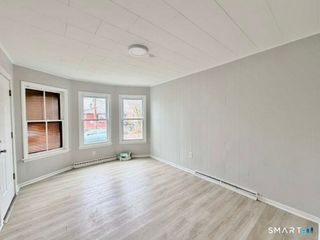 15 Bassett Street 1L, Ansonia, CT 06401