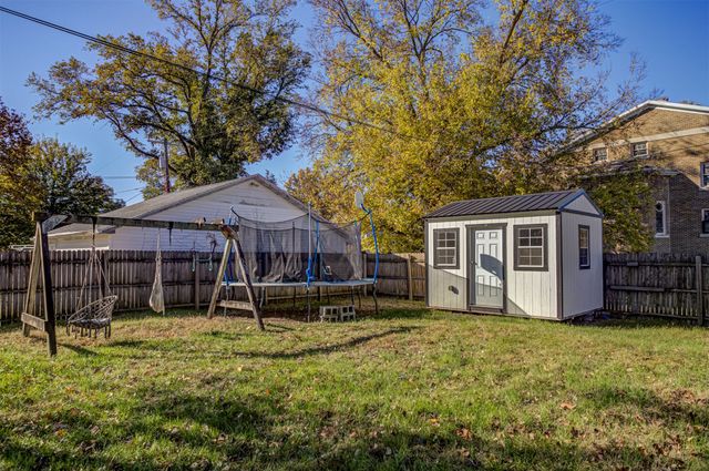 220 Maxwell Street, Maxwell, IA 50161