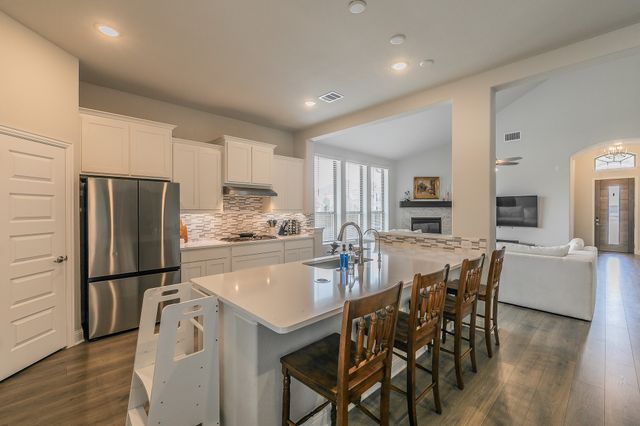 2622 Melrose Drive, Mansfield, TX 76084