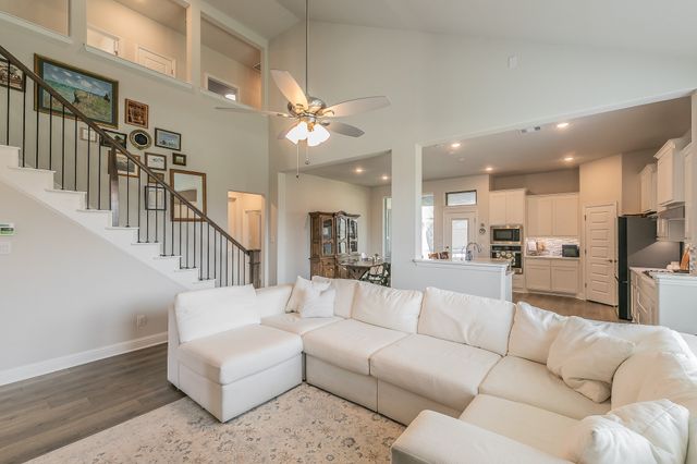 2622 Melrose Drive, Mansfield, TX 76084
