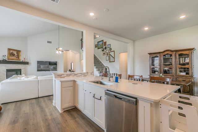 2622 Melrose Drive, Mansfield, TX 76084