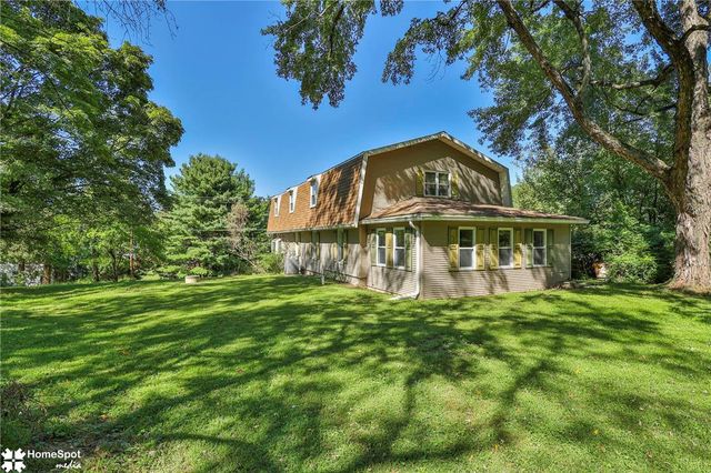 808 Engler Road, Plainfield Twp, PA 18064
