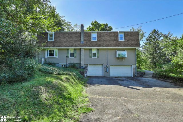 808 Engler Road, Plainfield Twp, PA 18064