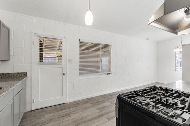 5500 55th, Sacramento, CA 95820