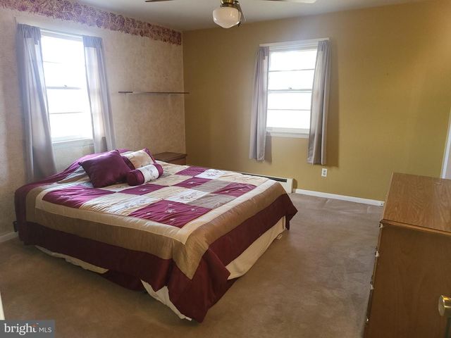 161 OAK HILL RD, Carlisle, PA 17015