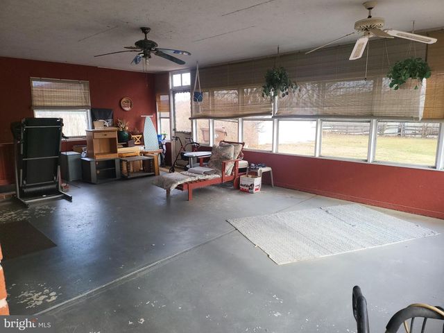 161 OAK HILL RD, Carlisle, PA 17015