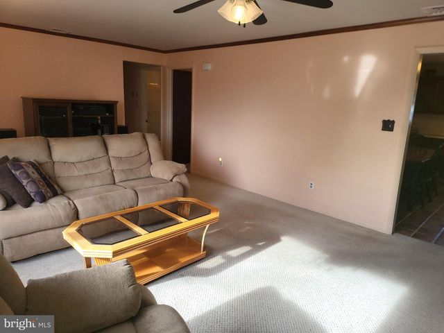 161 OAK HILL RD, Carlisle, PA 17015