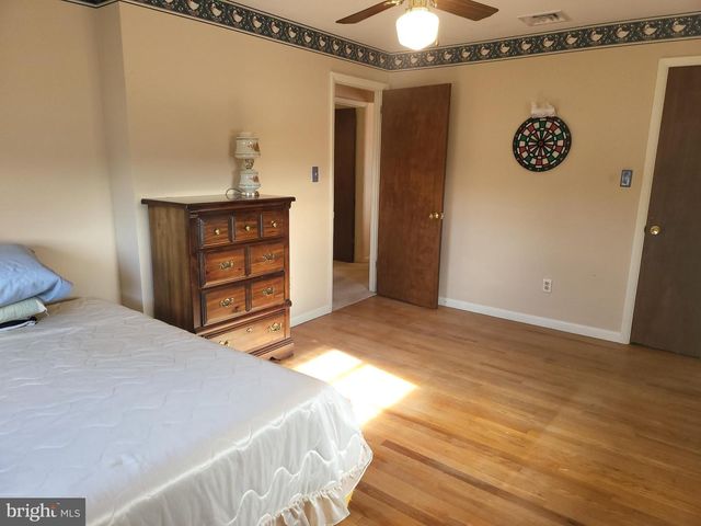 161 OAK HILL RD, Carlisle, PA 17015