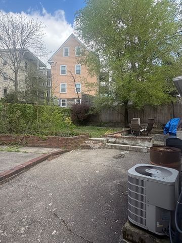 16 Crescent 2, Somerville, MA 02145