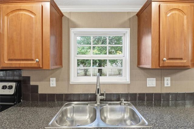 260 S Caraway Point, Lecanto, FL 34461