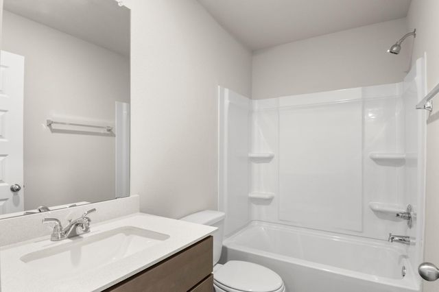 165 Daylily DR, Elgin, TX 78621