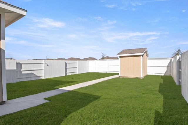 165 Daylily DR, Elgin, TX 78621