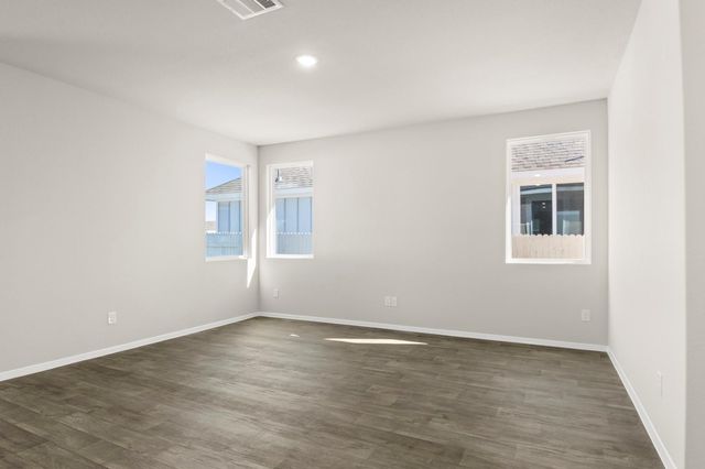 165 Daylily DR, Elgin, TX 78621