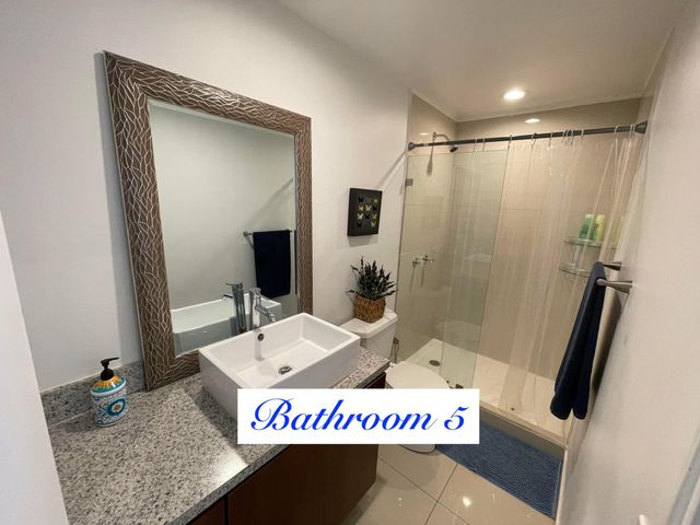 88 NE 154th Street, North Miami Beach, FL 33162
