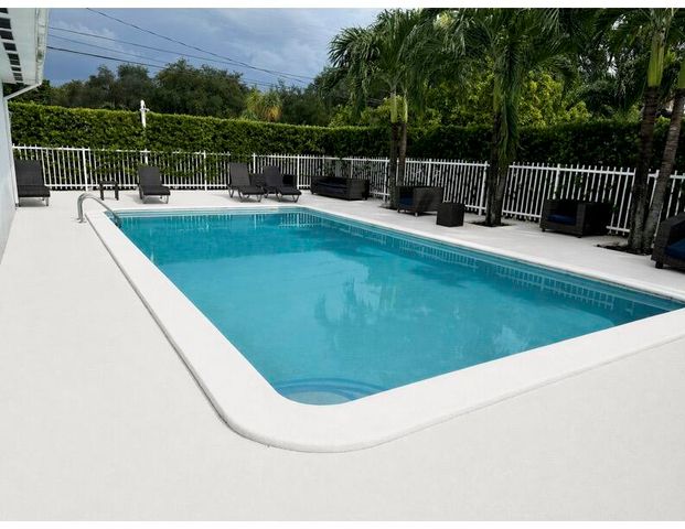 88 NE 154th Street, North Miami Beach, FL 33162