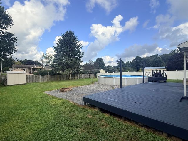 318 EDGE PARK Drive, Lake City Boro, PA 16423