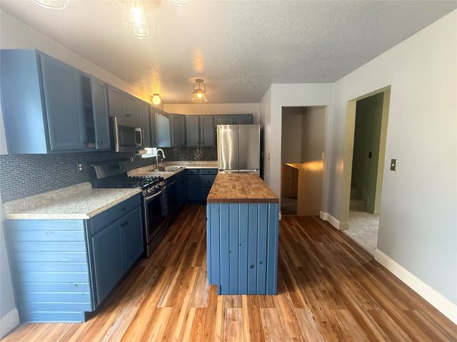 318 EDGE PARK Drive, Lake City Boro, PA 16423