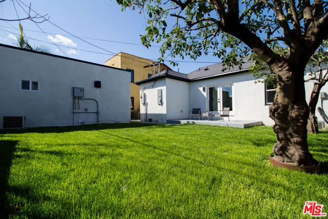 4068 Sutro Avenue, Los Angeles, CA 90008