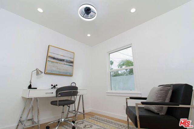 4068 Sutro Avenue, Los Angeles, CA 90008