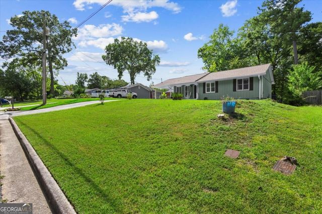 413 Hemlock Drive, Lawrenceville, GA 30046
