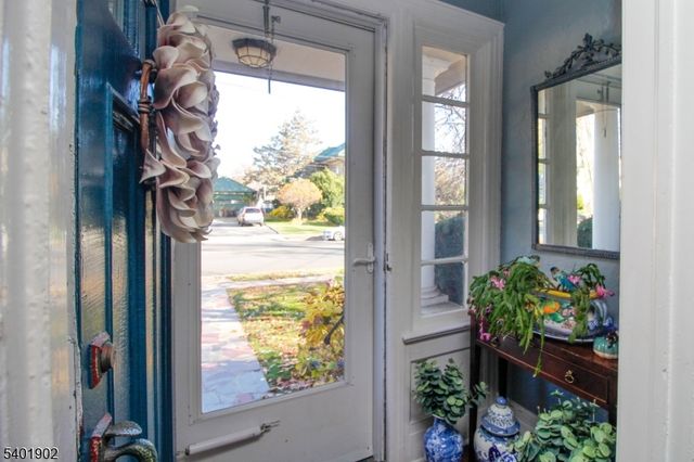 301 3Rd St, Clifton City, NJ 07011