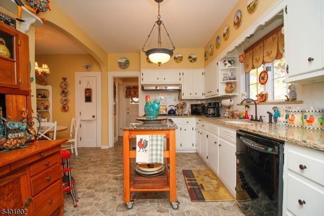 301 3Rd St, Clifton City, NJ 07011