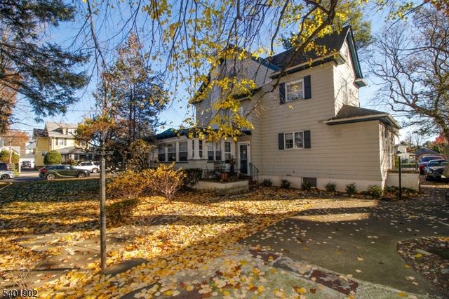 301 3Rd St, Clifton City, NJ 07011