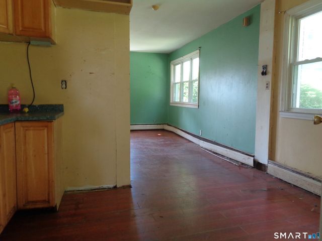 318 Stonybrook Road, Stratford, CT 06614