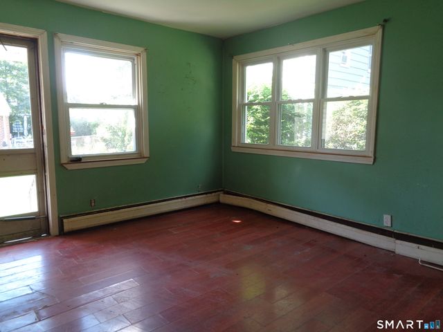 318 Stonybrook Road, Stratford, CT 06614