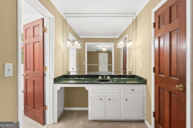 4352 White Oak Drive, Sugar Hill, GA 30518