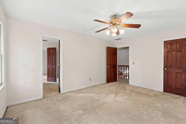 4352 White Oak Drive, Sugar Hill, GA 30518