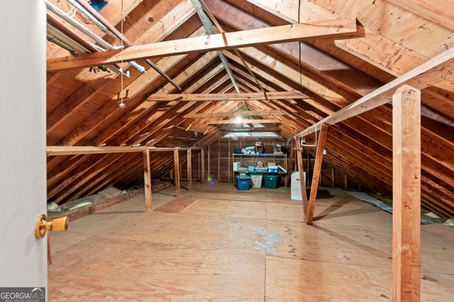 4352 White Oak Drive, Sugar Hill, GA 30518