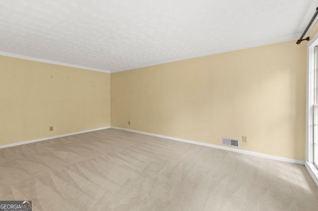 4352 White Oak Drive, Sugar Hill, GA 30518