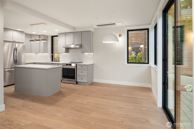 2316 S Forest Street, Seattle, WA 98144