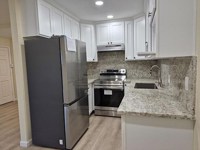 5526 Entrada Cedros, San Jose, CA 95123