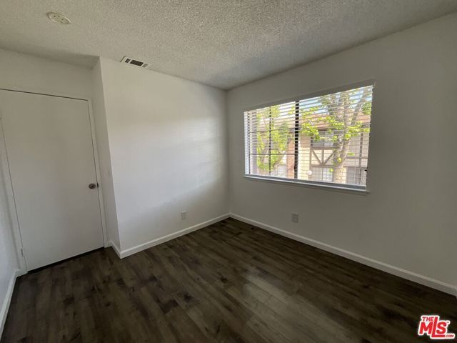 142 E Merrill Avenue, Rialto, CA 92376