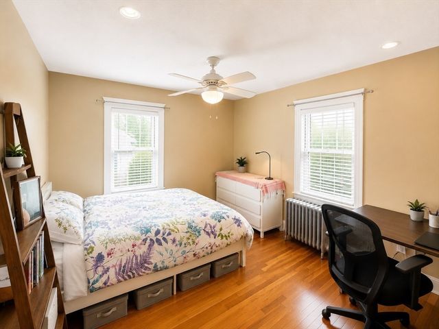 18 Linden Pl 2, Brookline, MA 02445