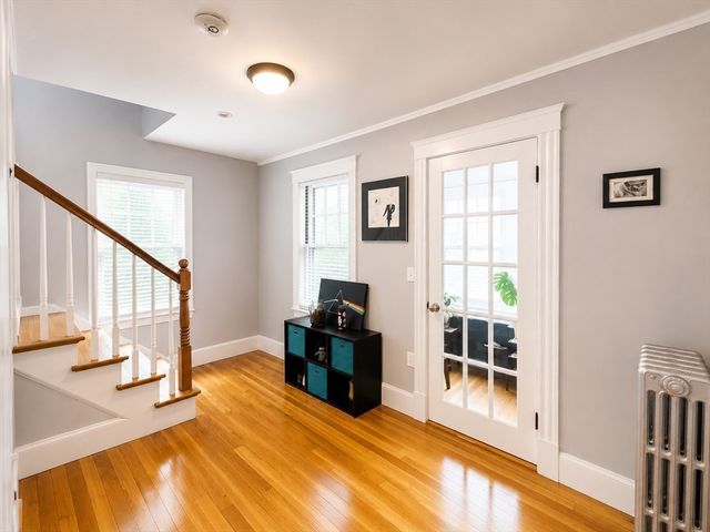 18 Linden Pl 2, Brookline, MA 02445