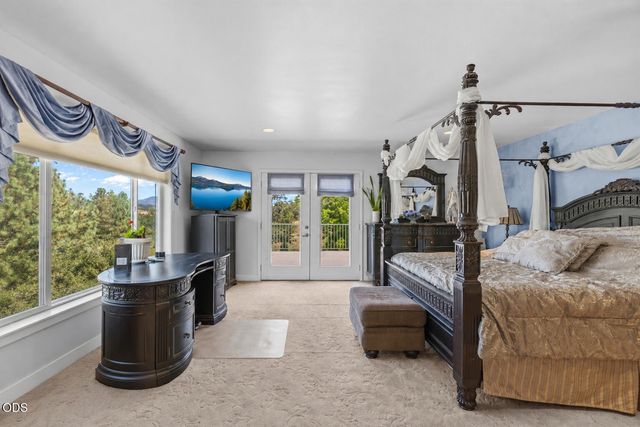 3375 Dodge Road, White City, OR 97503