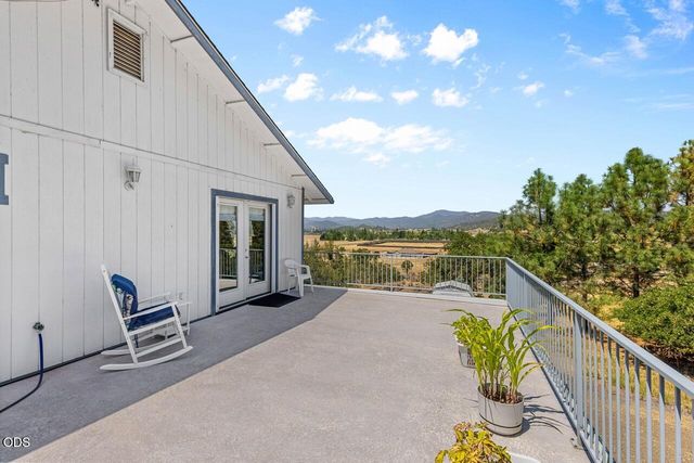 3375 Dodge Road, White City, OR 97503