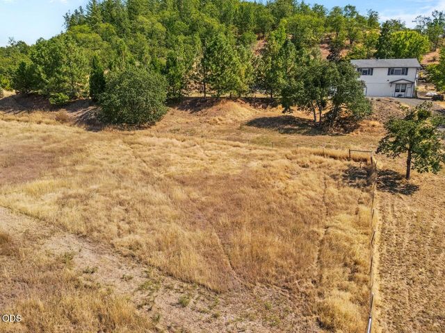 3375 Dodge Road, White City, OR 97503