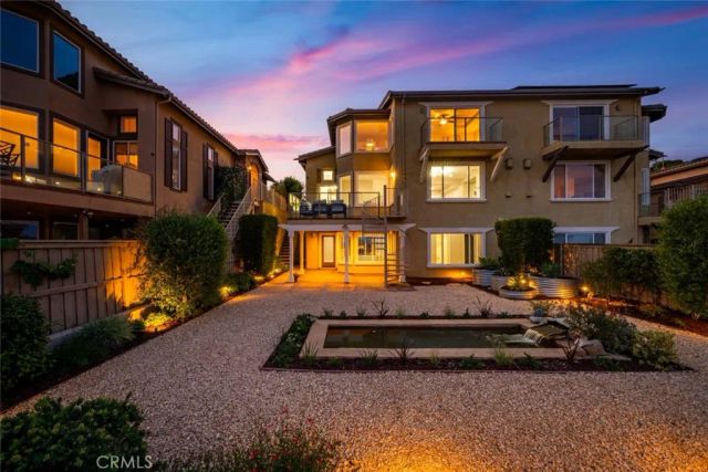 2212 Sea Ridge, Signal Hill, CA 90755