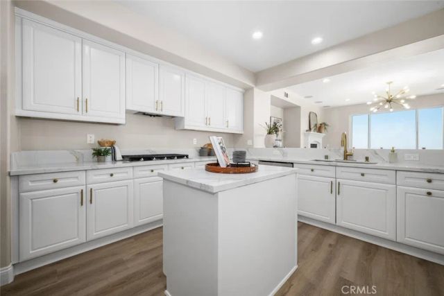 2212 Sea Ridge, Signal Hill, CA 90755