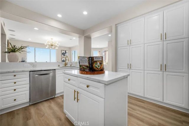 2212 Sea Ridge, Signal Hill, CA 90755