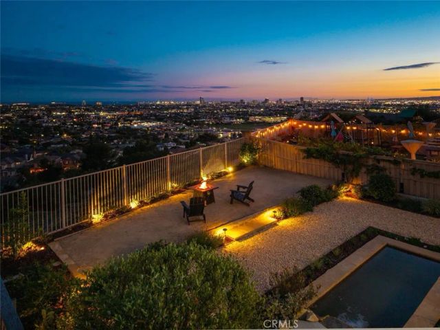 2212 Sea Ridge, Signal Hill, CA 90755