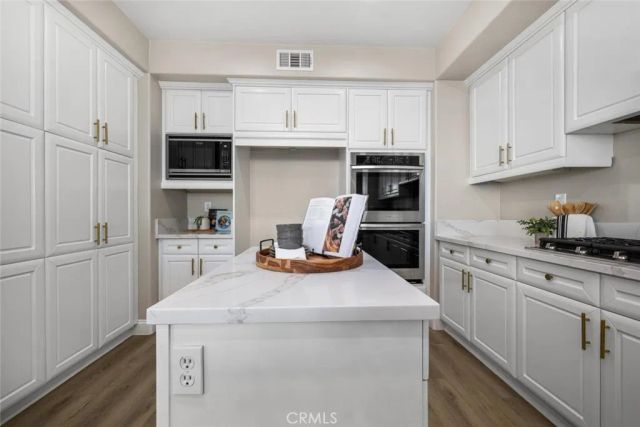 2212 Sea Ridge, Signal Hill, CA 90755